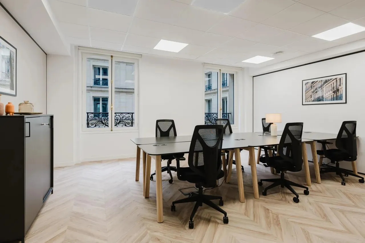 Bureau privé 10 postes à louer - Paris 8e (Boulevard Haussmann) - photo 1