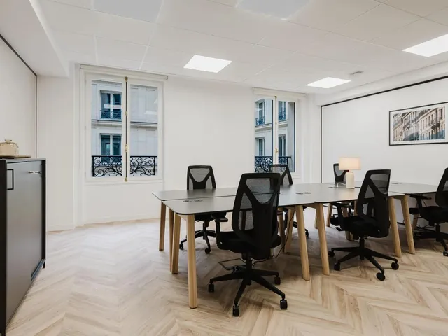 Bureau privé 2 postes à louer - Paris 8e (Boulevard Haussmann) - photo 3