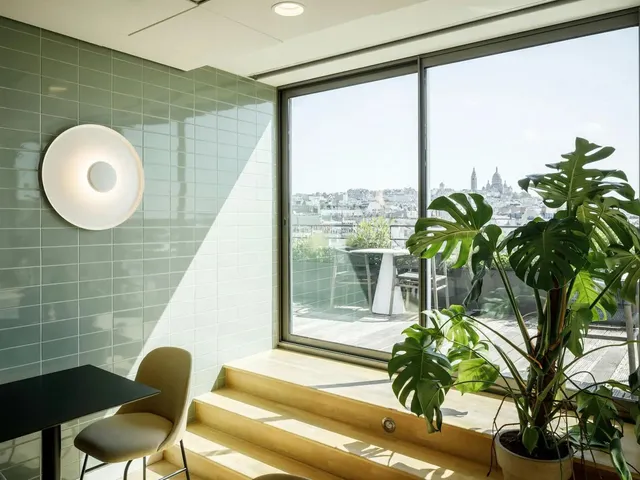 Bureau privatif 90 postes à louer - Paris 9e (Pigalle) - photo 9