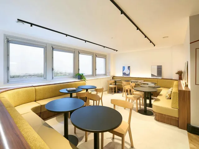 Bureau privatif 24 postes à louer - Paris 8e (Madeleine) - photo 7