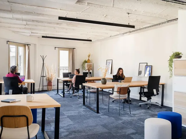 Bureau privatif 15 postes à louer - Paris 9e (Trinité)