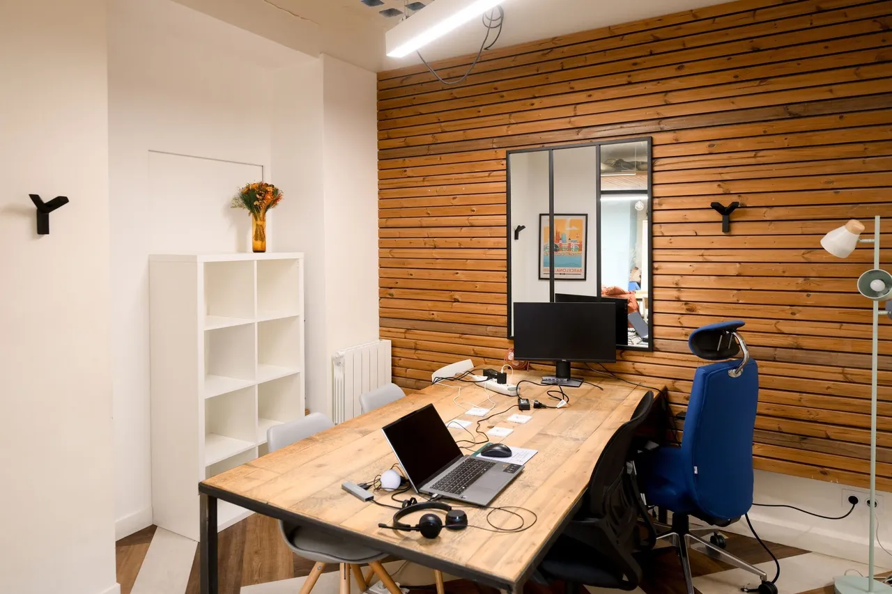 Bureau privé 3 postes à louer - Paris 2ᵉ (Greneta) - photo 1