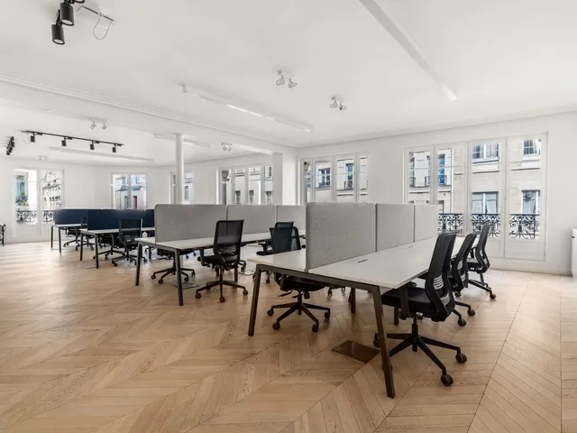 Bureau indépendant 92 postes à louer - Paris 2e (Sentier) - photo 6