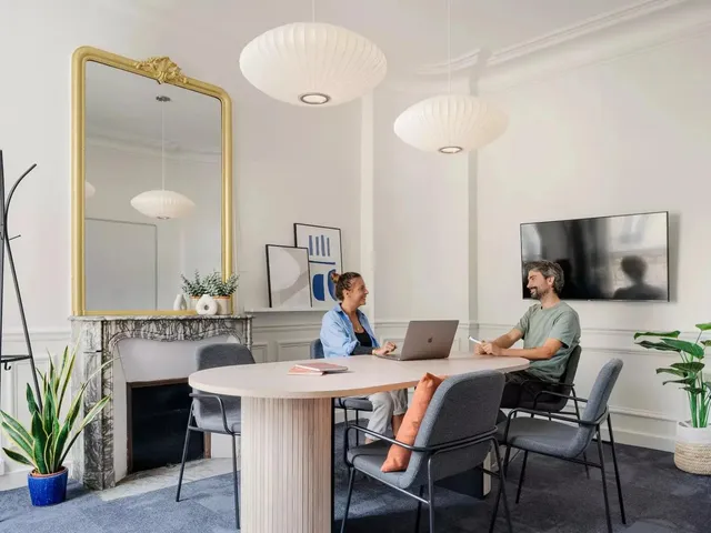 Bureau privatif 26 postes à louer - Paris 9e (Trinité) - photo 4