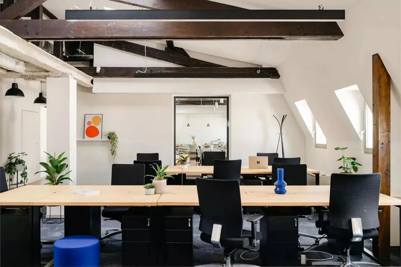 Bureau privatif 80 postes à louer - Paris 9e (Saint-Lazare) - photo 1