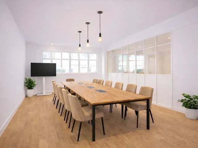 Bureau indépendant 32 postes à louer - Paris 11e (République) - photo 3