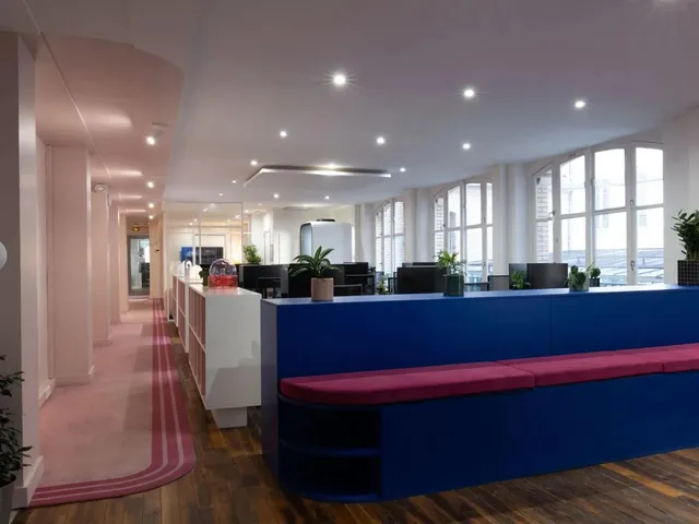 Bureau privatif 40 postes à louer - Paris 8e (Saint-Lazare) - photo 2