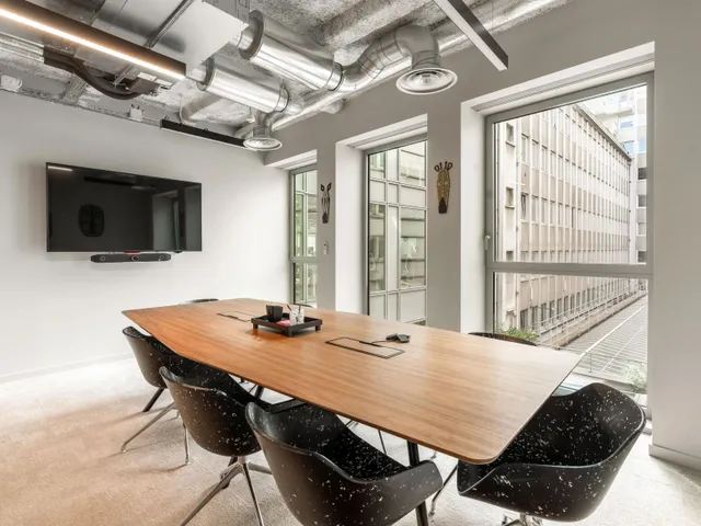 Bureau indépendant 80 postes à louer - Paris 8e (Champs-Élysées) - photo 9