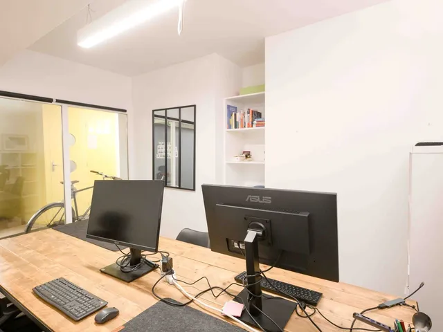 Bureau privé 5 postes à louer - Paris 4ᵉ (Beaubourg) - photo 2
