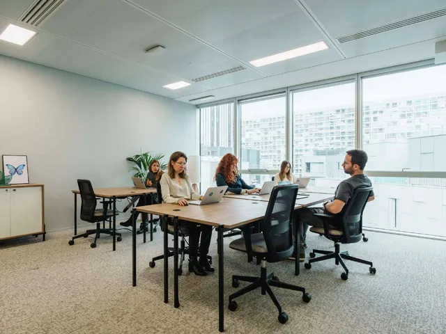 Bureau privé 4 postes à louer - Paris 14e (Maine) - photo 3
