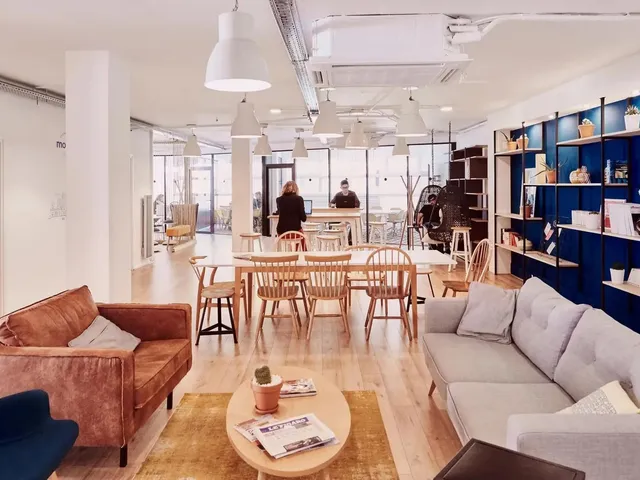 Bureau privé 2 postes à louer - Paris 14e (Reille) - photo 2