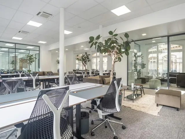 Bureau privé 10 postes à louer - Paris 11e (République) - photo 6