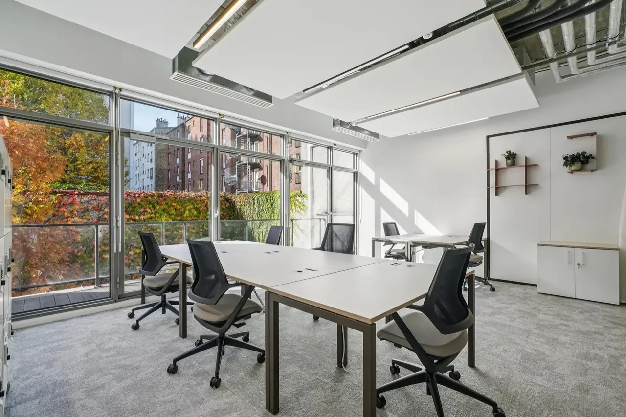 Bureau privé à louer - Clichy-la-Garenne (Villeneuve) - photo 1