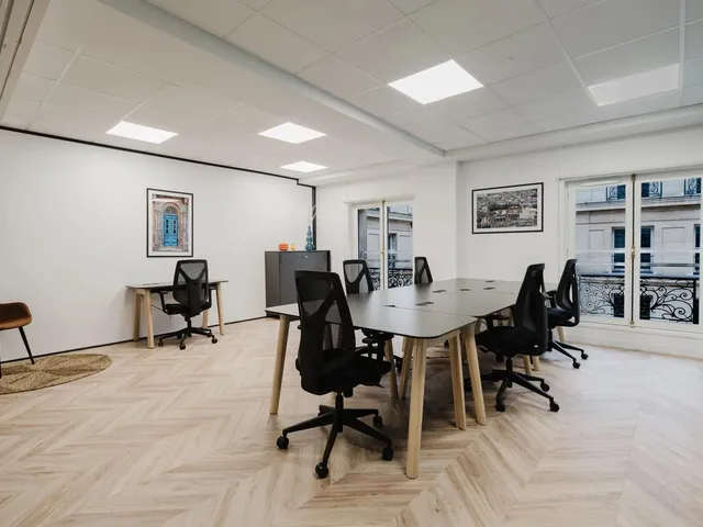 Bureau privé 2 postes à louer - Paris 8e (Boulevard Haussmann) - photo 2