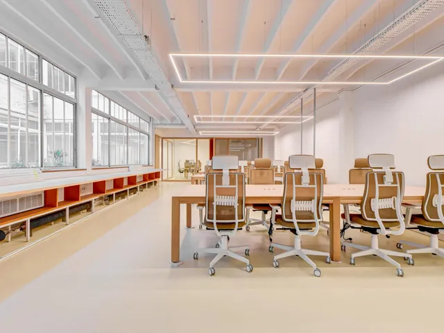 Bureau indépendant 42 postes à louer - Paris 11e (Bastille)