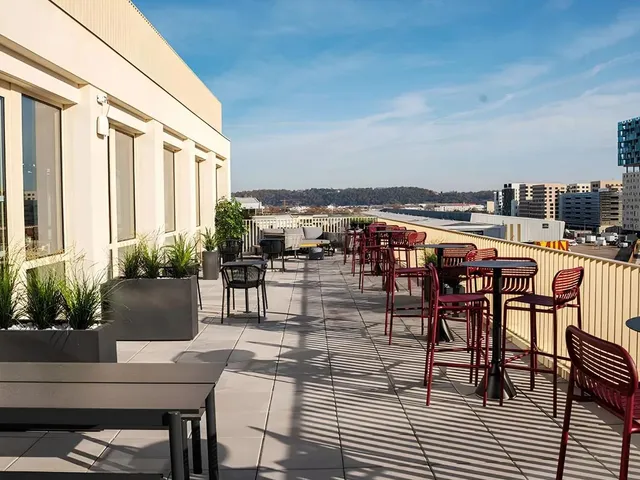 Bureau privé 6 postes à louer - Bordeaux (Armagnac) - photo 6