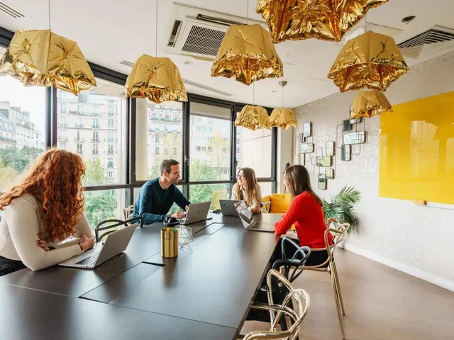 Bureau privé 13 postes à louer - Neuilly-sur-Seine (Charles de Gaulle) - photo 5