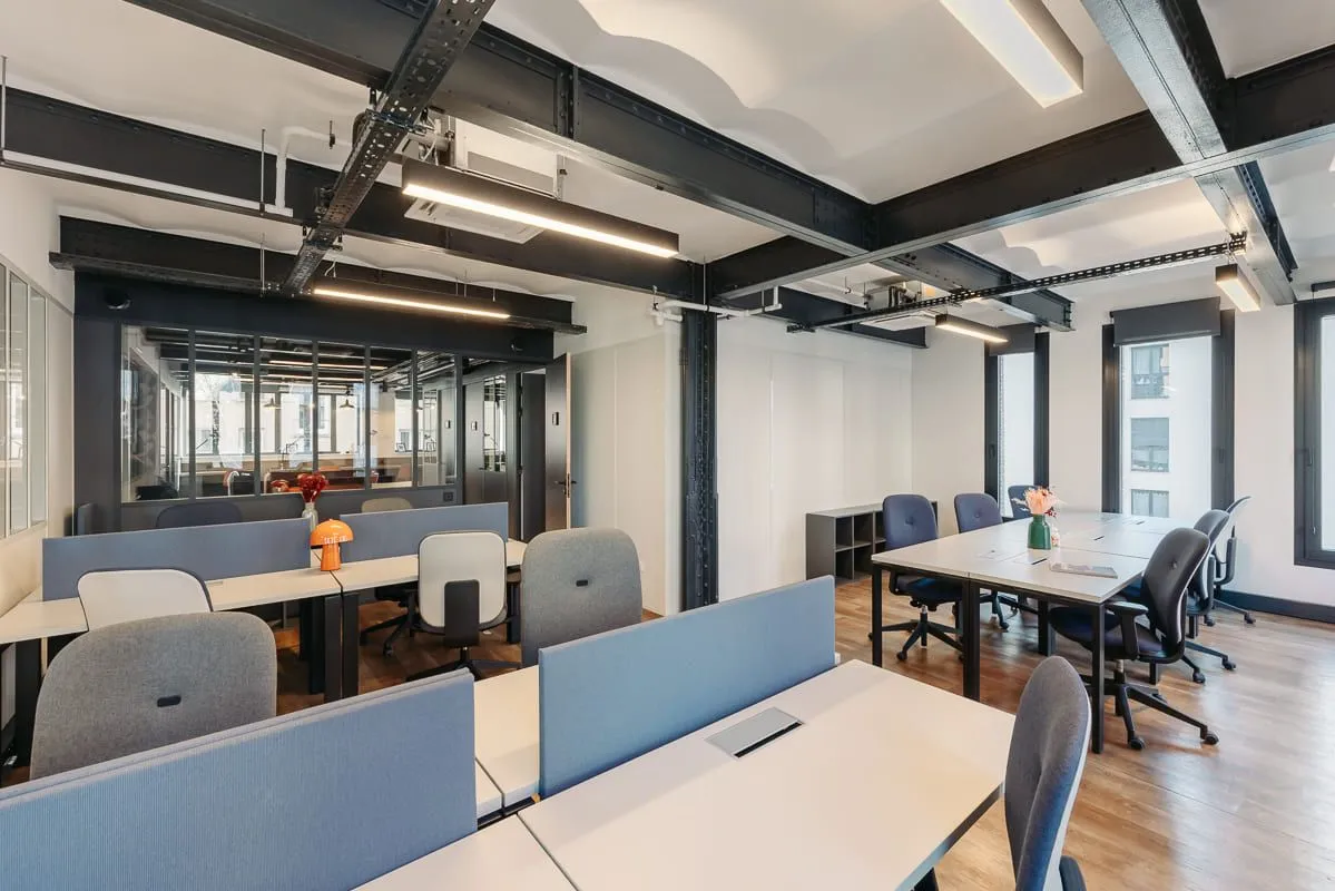 Bureau privé 45 postes à louer - Saint-Ouen-sur-Seine (Pl. Martin Levasseur) - photo 1