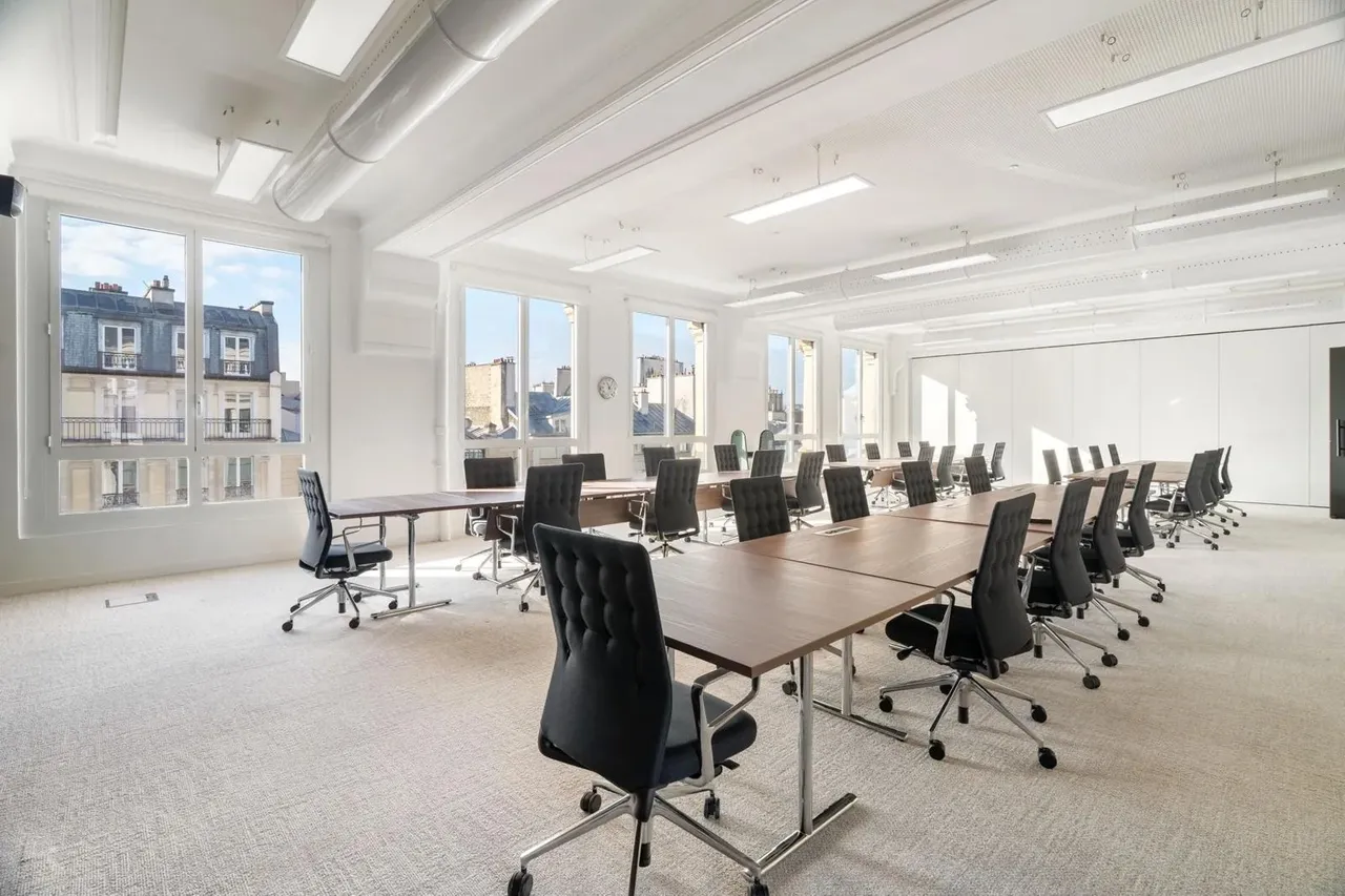 Bureau indépendant 36 postes à louer - Paris 2e (Réaumur) - photo 1