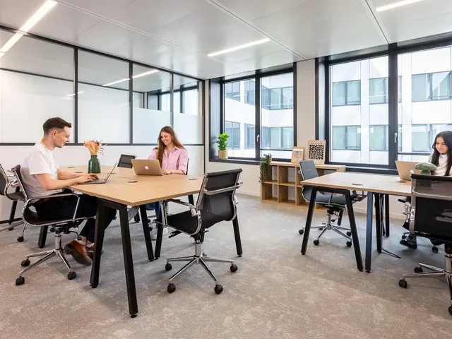 Bureau privé 8 postes à louer - Suresnes (Rouget de Lisle) - photo 2