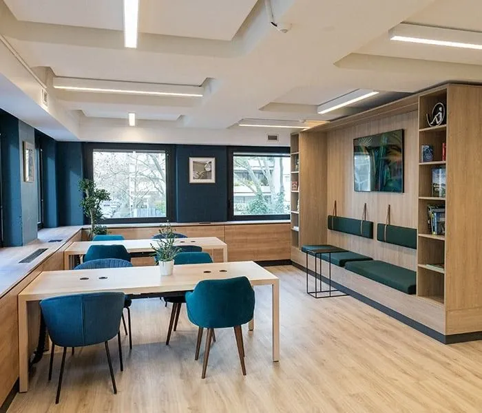 Bureau privé 8 postes à louer - Lyon (Genève) - photo 1