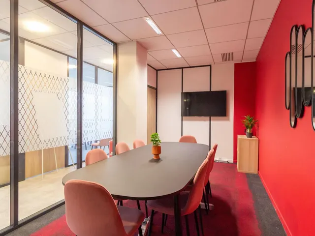 Bureau privé 6 postes à louer - Colombes (Débarcadère) - photo 4