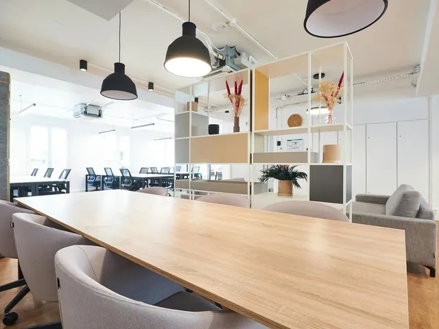 Bureau indépendant 24 postes à louer - Paris 10e (Hauteville) - photo 8