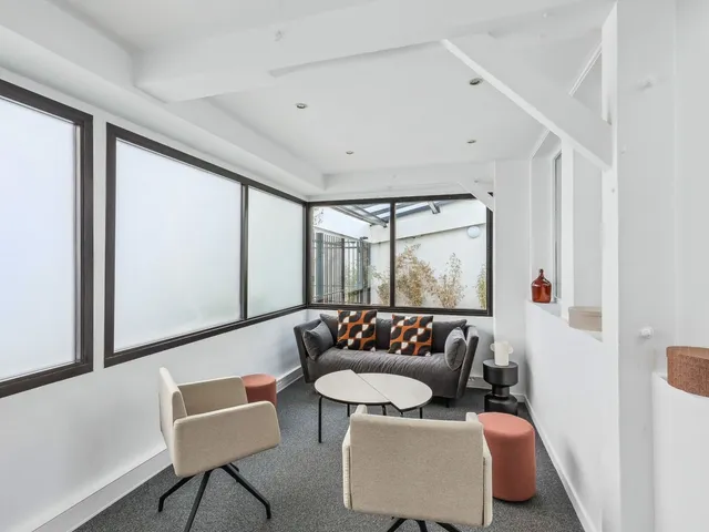 Bureau privé 15 postes à louer - Paris 17e (Dames) - photo 7