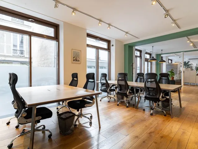Bureau indépendant 52 postes à louer - Paris 11e (Saint-Sabin) - photo 2