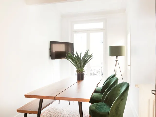 Bureau indépendant 24 postes à louer - Paris 9e (Cadet) - photo 5
