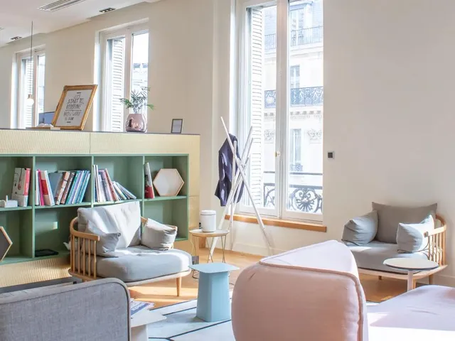 Bureau privé 13 postes à louer - Paris 9e (Opéra Garnier) - photo 2