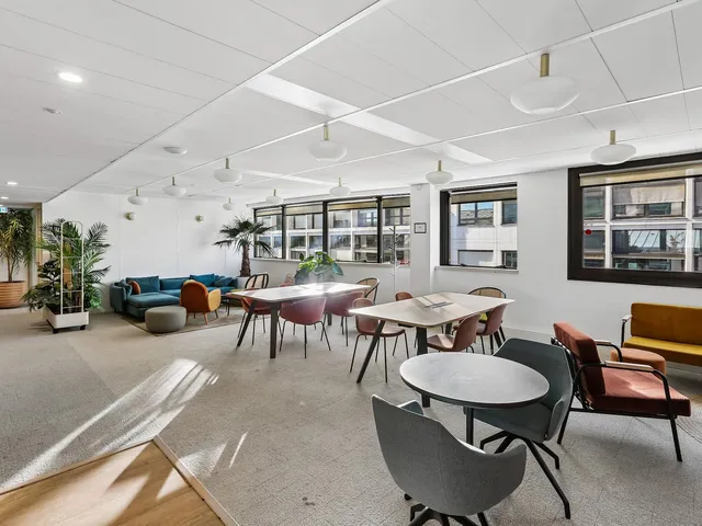 Bureau privé 15 postes à louer - Levallois-Perret - photo 10