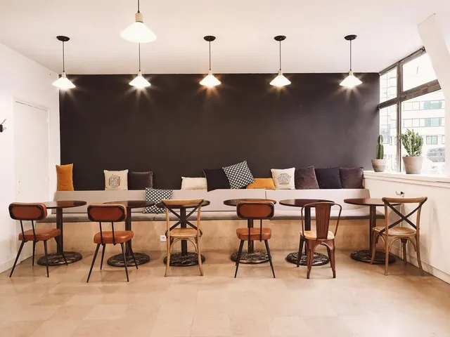 Bureau privé 7 postes à louer - Bagnolet (Jean Jaurès) - photo 7