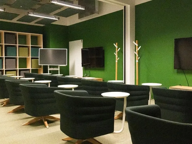 Bureau privé 16 postes à louer - Paris 12e (Marcadet) - photo 4