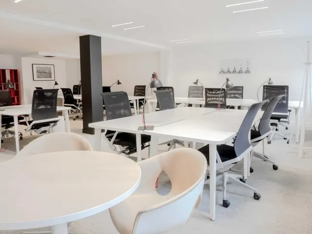 Bureau privé 25 postes à louer - Neuilly-sur-seine (Bis rue de Villiers) - photo 3