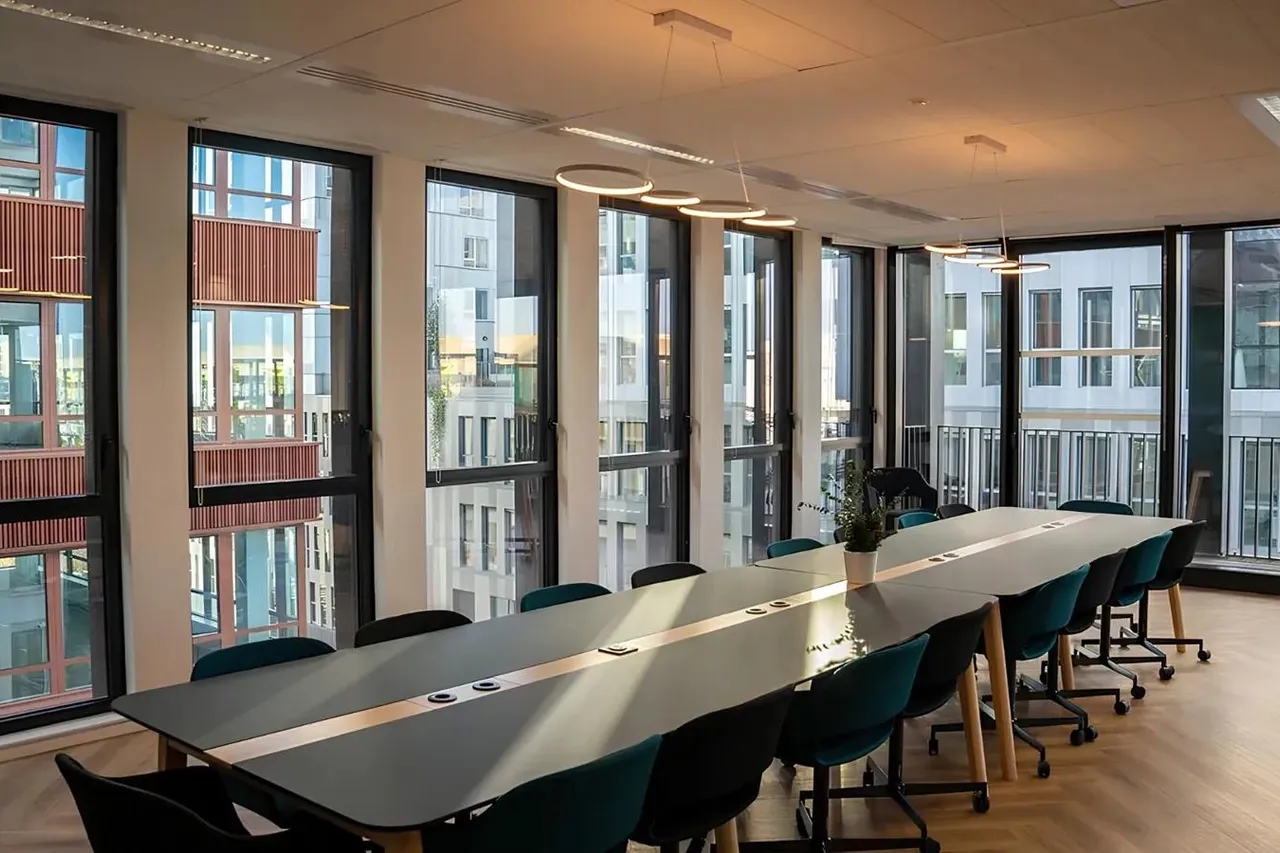 Bureau privé 18 postes à louer - Bordeaux (Armagnac) - photo 1
