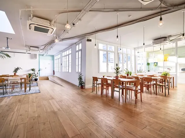 Bureau privé 20 postes à louer - Paris 2e (Strasbourg-Saint-Denis) - photo 2