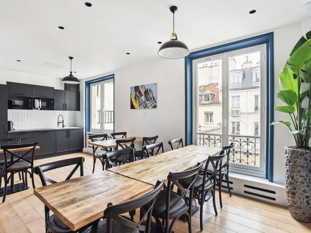 Bureau indépendant 34 postes à louer - Paris 2e (pl.des Vitoires) - photo 4