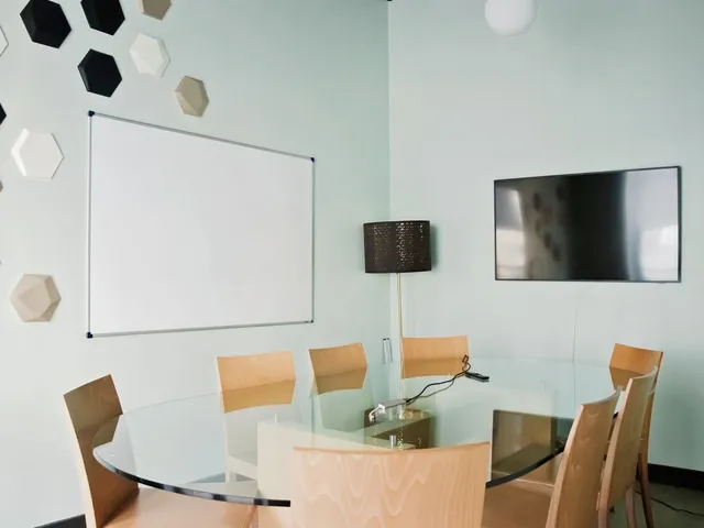 Bureau indépendant 18 postes à louer - Paris 2e (Saint-Denis) - photo 4