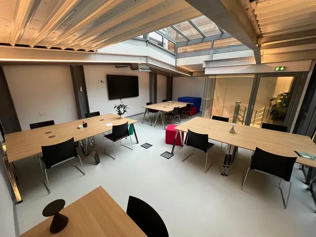 Bureau privé 12 postes à louer - Paris 13e (Les Gobelins) - photo 6
