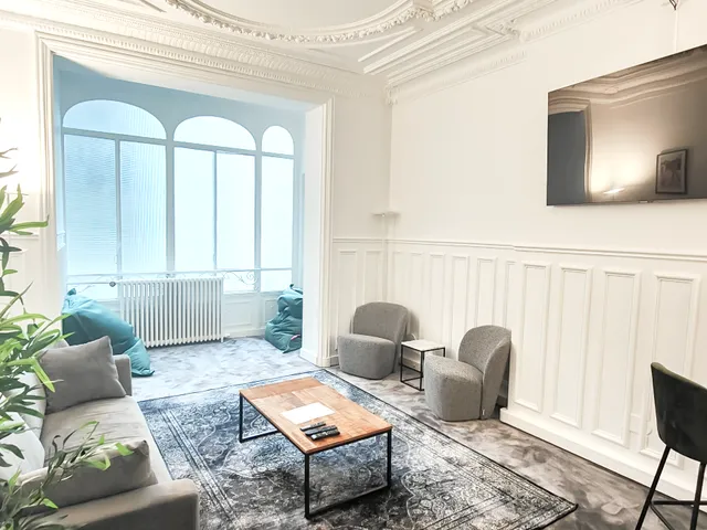 Bureau privé 4 postes à louer - Paris 8e (Haussmann) - photo 3