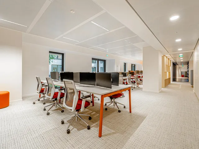 Bureau indépendant 134 postes à louer - Paris 9e (Cadet) - photo 3