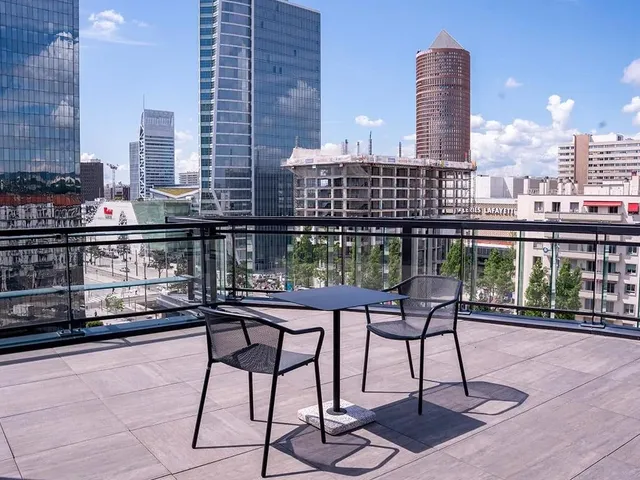 Bureau privé 8 postes à louer - Lyon (Cours Lafayette) - photo 8