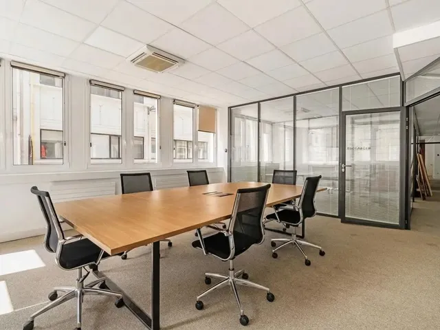 Bureau indépendant 56 postes à louer - Paris 17e (Ternes) - photo 5