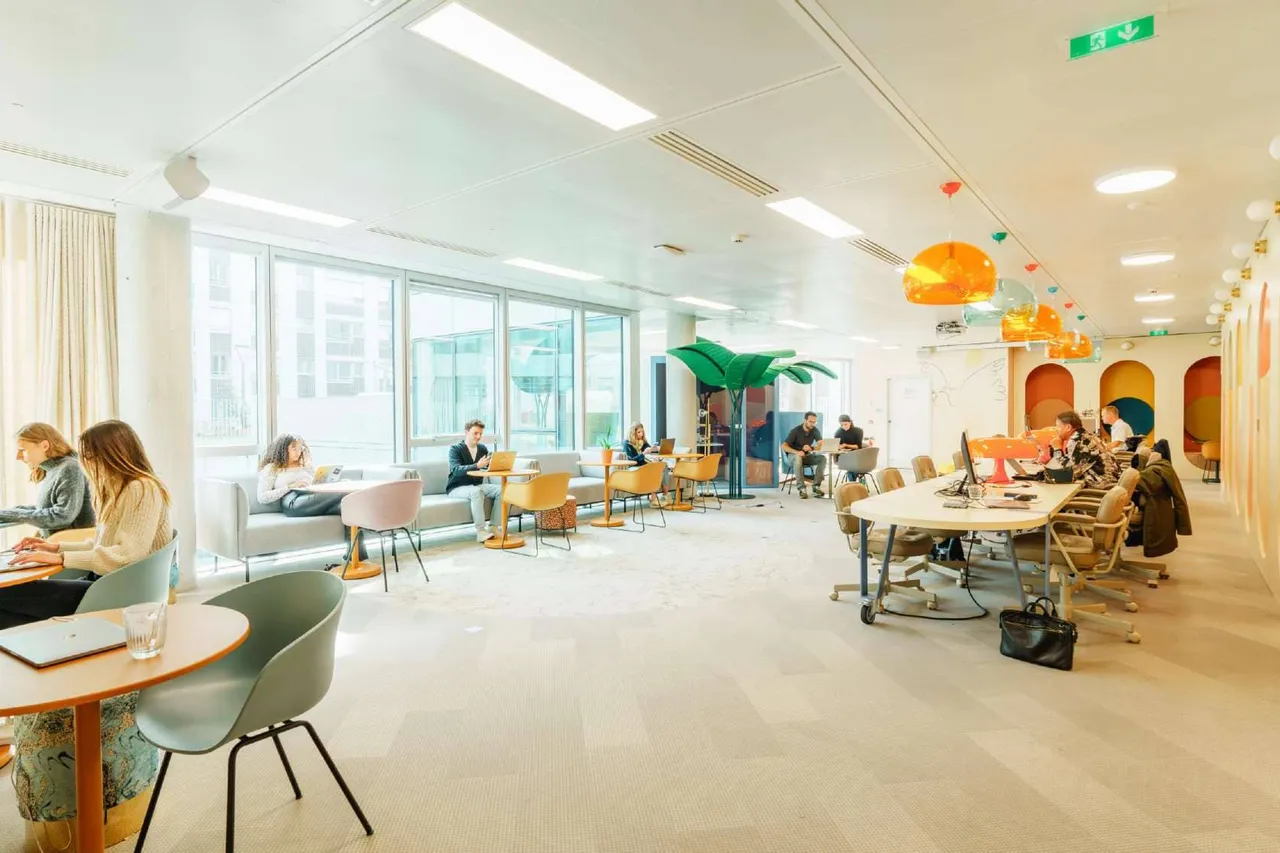 Bureau privé 12 postes à louer - Paris 14e (Maine) - photo 1