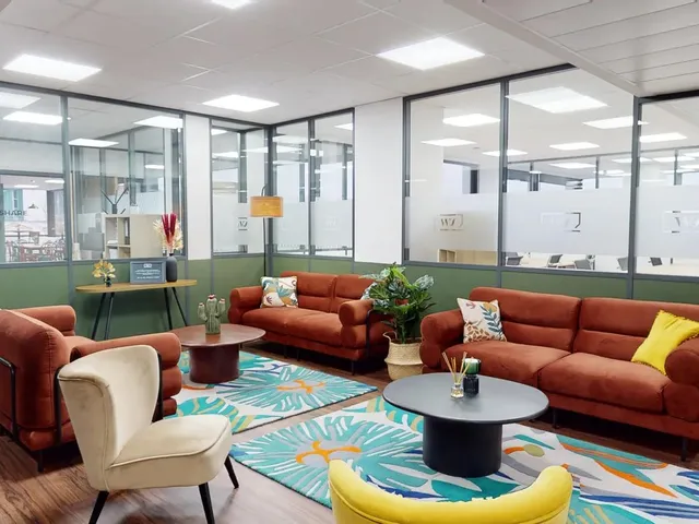 Bureau privé 10 postes à louer - Saint-Cloud (Royale) - photo 3