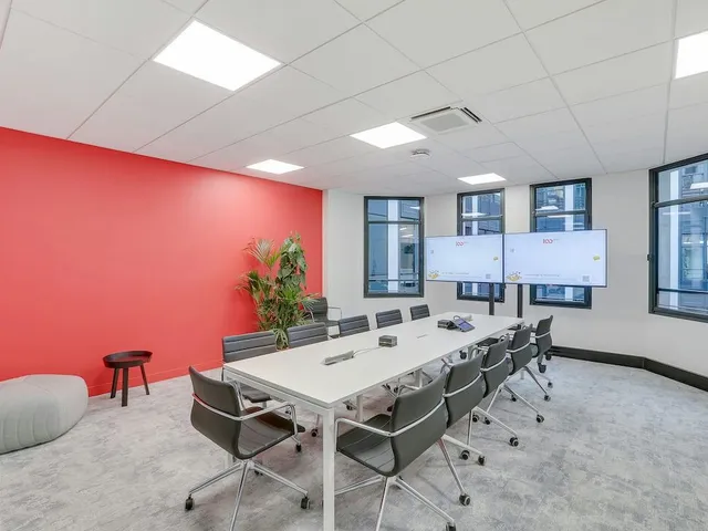 Bureau indépendant 86 postes à louer - Paris 2e (Poissonnière) - photo 6