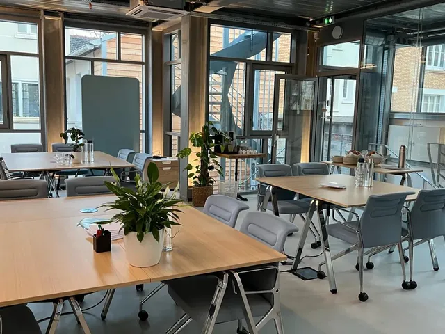 Bureau privé 12 postes à louer - Paris 13e (Les Gobelins) - photo 7