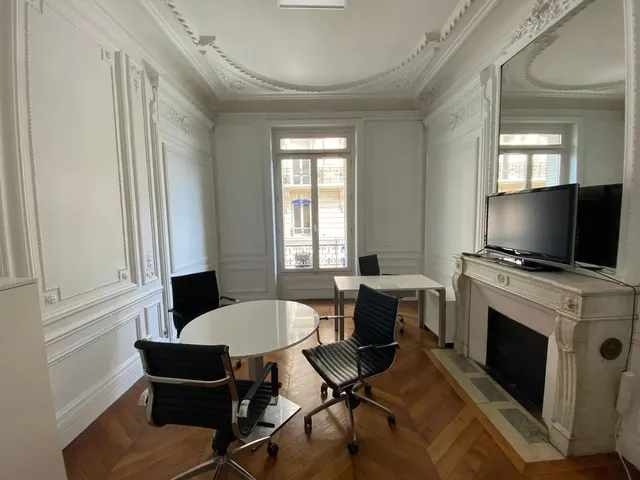 Bureau privé 4 postes à louer - Paris 8e (Rue de Stockholm) - photo 3