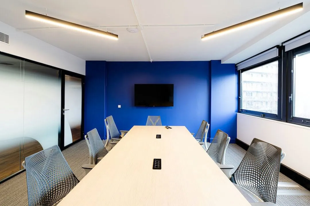 Bureau indépendant 225 postes à louer - Neuilly-sur-Seine (Graviers) - photo 1